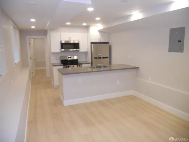 MLS: 425093138 Condo For Sale