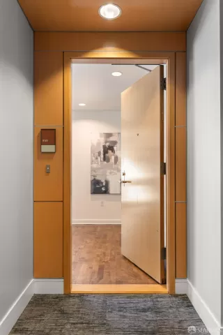 Photo #5: 425093220 Listing 