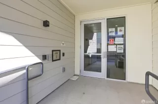 Photo #3: 425093288 Listing 