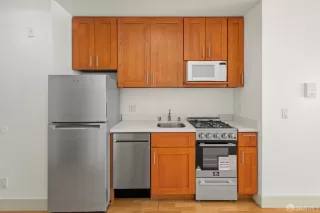 Photo #5: 426093367 Listing 