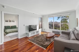 Photo #5: 426093689 Listing 