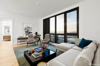 Photo #3: 426093864 Listing