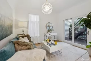 Photo #6: 426094343 Listing 