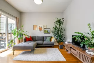 Photo #2: 426094620 Listing 