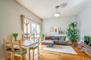 Photo #6: 426094620 Listing 