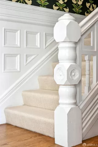 Photo #4: 426094685 Listing