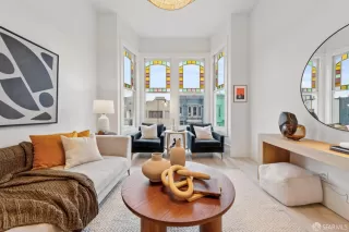 Photo #3: 426094686 Listing