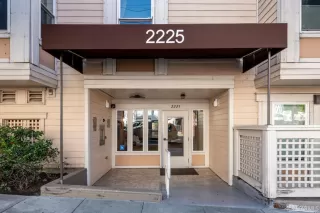 Photo #3: 426094732 Listing 