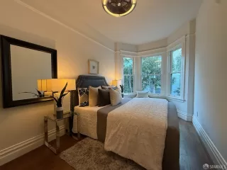 Photo #2: 426095154 Listing