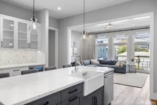 Photo #4: 426095235 Listing 