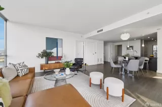 Photo #4: 426095253 Listing 