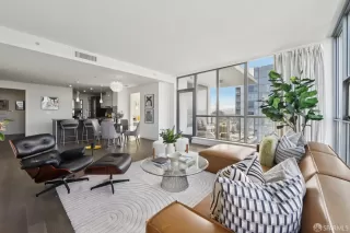 Photo #6: 426095253 Listing 