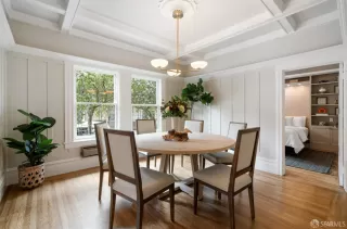 Photo #5: 426095308 Listing 