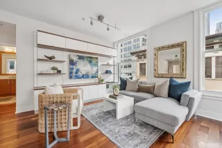 Photo #5: 426095611 Listing 