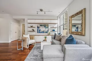 Photo #6: 426095611 Listing 