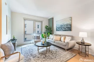 Photo #5: 426095795 Listing 