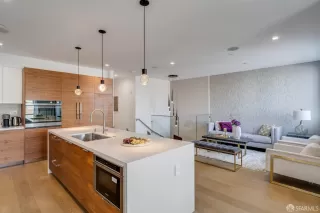 Photo #2: 426095840 Listing 