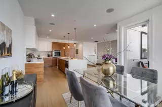 Photo #4: 426095840 Listing 