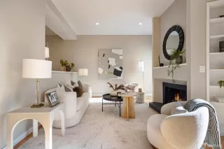 Photo #4: 426096110 Listing 