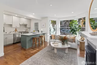 Photo #3: 426096159 Listing 