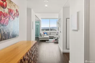 Photo #3: 426096196 Listing