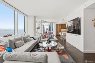 Photo #5: 426096196 Listing