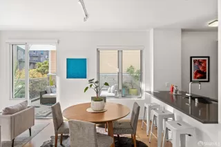 Photo #3: 426096232 Listing 