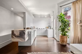 Photo #5: 426096316 Listing 