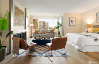 Photo #4: 426096343 Listing 