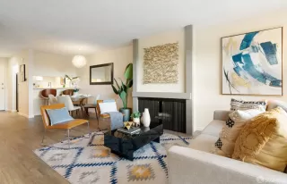 Photo #5: 426096343 Listing 