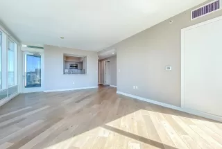 Photo #6: 426096610 Listing