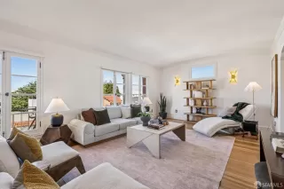 Photo #3: 426096634 Listing 