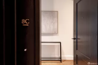 Photo #2: 426096689 Listing 