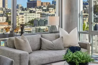 Photo #6: 426097090 Listing 