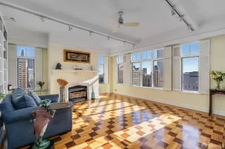 Photo #6: 426097094 Listing 