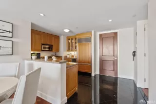 Photo #6: 426097200 Listing