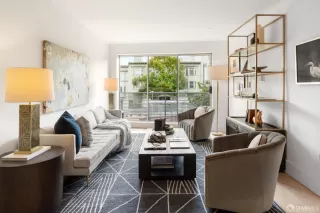 Photo #2: 426097330 Listing 