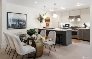 Photo #5: 426097333 Listing 