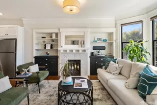 Photo #2: 426097403 Listing 