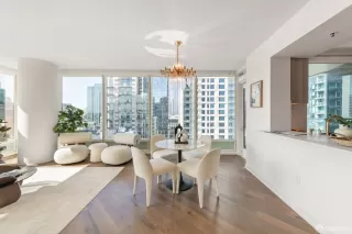 Photo #4: 426097417 Listing 