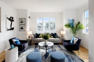 Photo #2: 426097526 Listing