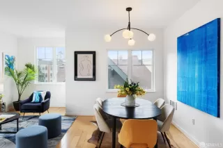 Photo #5: 426097526 Listing