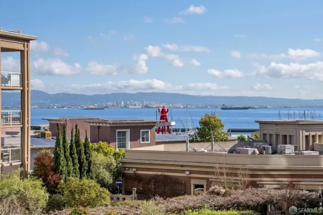 MLS: 426097594 Condo For Sale