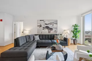 Photo #3: 426097594 Listing 