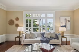 Photo #6: 426097723 Listing