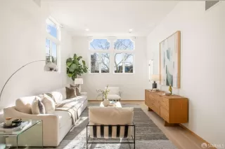 Photo #2: 426097866 Listing 