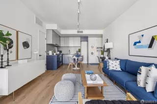 Photo #3: 426097876 Listing 