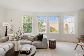 Photo #3: 426097991 Listing 