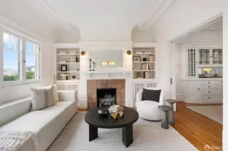 Photo #6: 426098559 Listing 