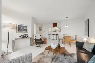 Photo #6: 426098675 Listing 